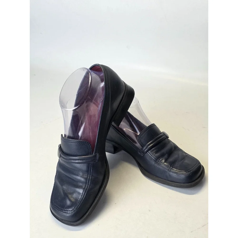 Bandolino Women's Loafers Size 7.5 M Navy Leather Slip‎ On Heels Shoes Vintage
